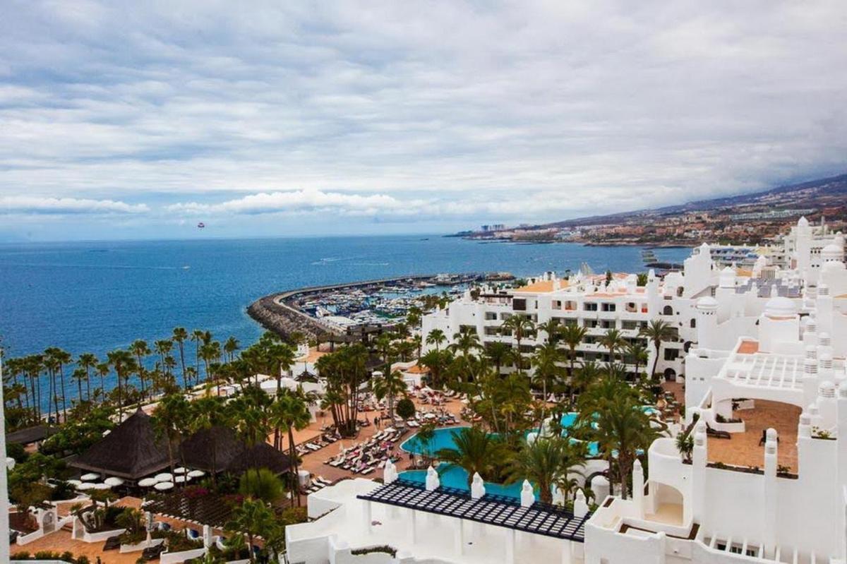 Cozy Apartment In The Center Of Costa Adeje On The 1St Coastline Exteriér fotografie